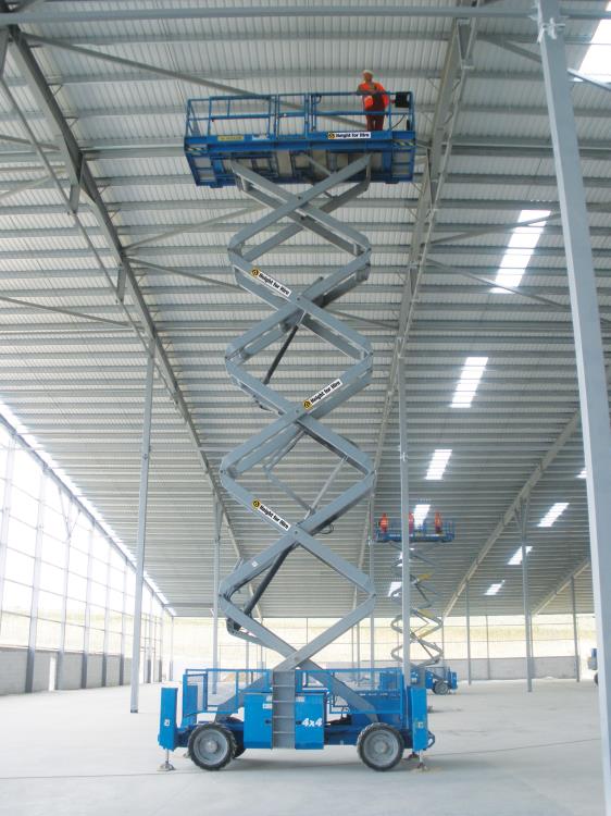 Mua bán xe nâng người