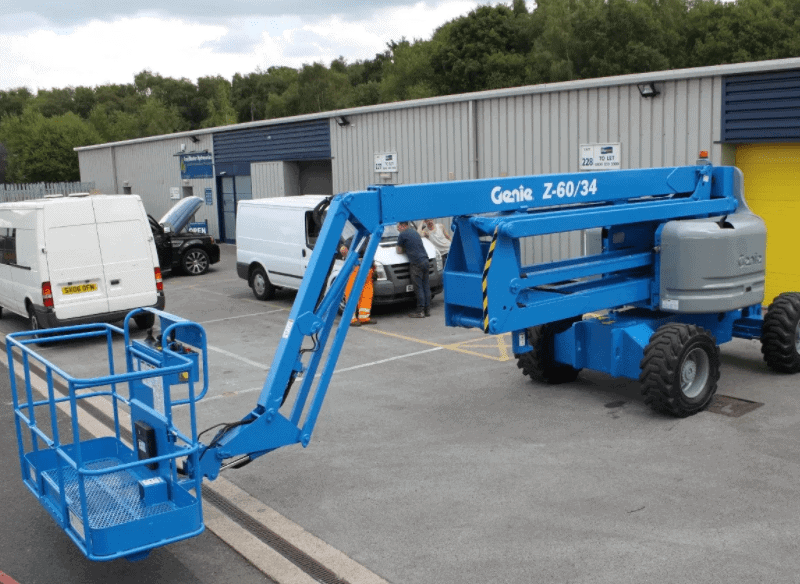 Xe boom lift nâng người