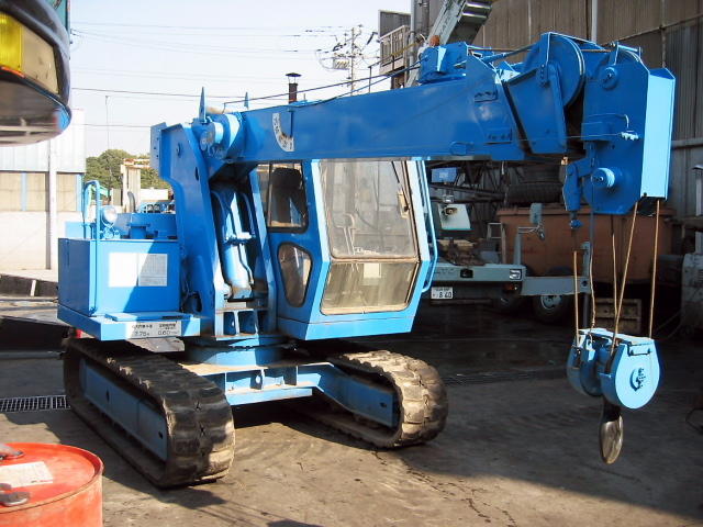 Cẩu 3 tấn cần dài 18m