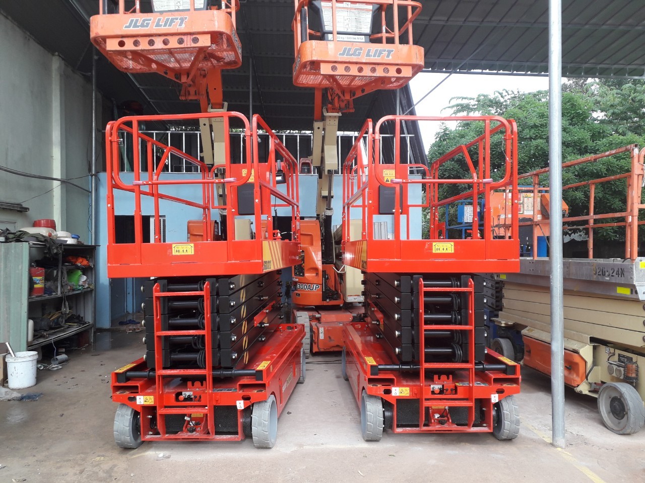 Bảng giá cho thuê xe nâng người mới nhất 2021