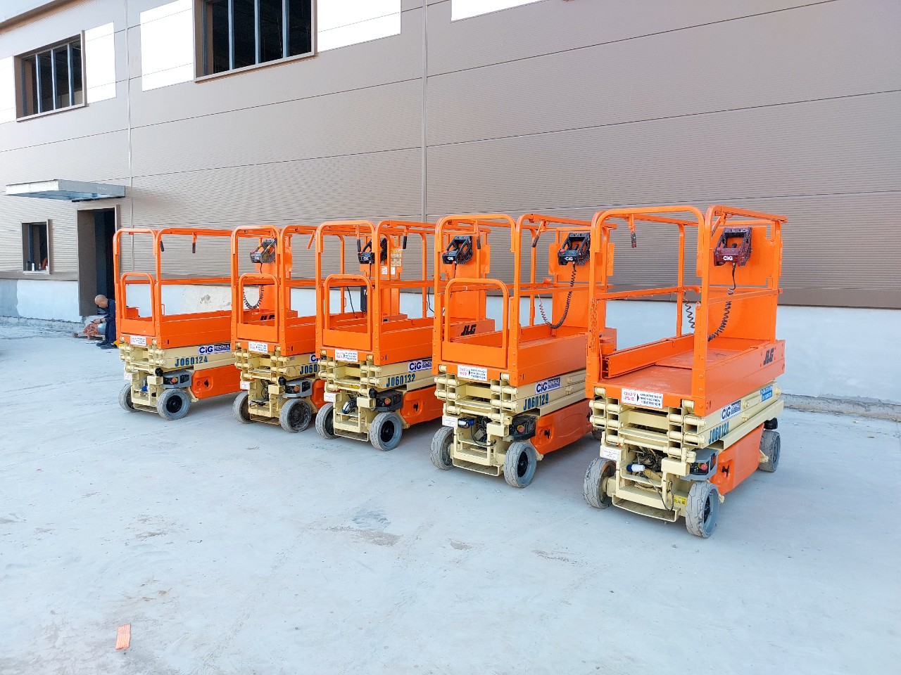 Những lợi ích khi sử dụng xe nâng người